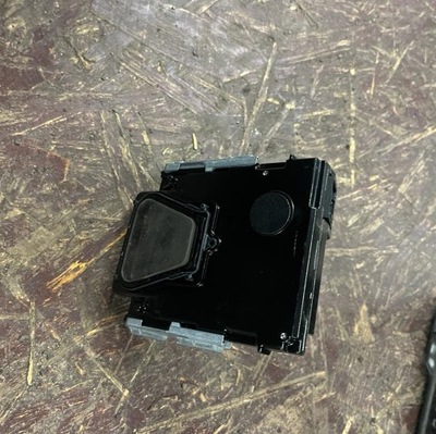 Камера з скло асистент поперечина audi q5 ii 80a fy фото №1