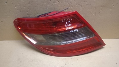 Mercedes w204 sedan лампа задняя левая фото №1