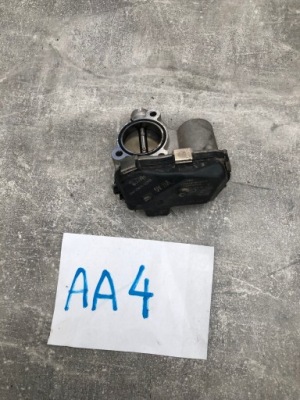 Mazda 3 bm 2.0 дроссельная заслонка pe0113640b фото №1