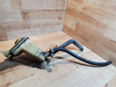 Бак жидкость усилителя audi a4 b5 vw passat b5 8d0422373c фото №1