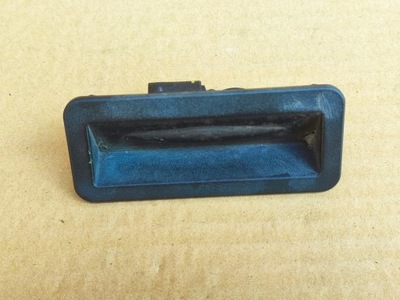 Kuga MK1 włącznik klapy bagażnika mikrostyk klamka