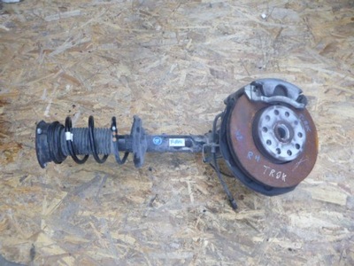 Амортизационная стойка поворотный кулак vw t-roc правая перед фото №1