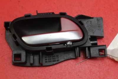 Ручка внутрішня права перед peugeot 301 15r фото №1