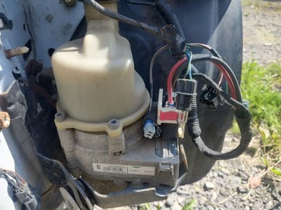 Dacia dokker 1,5dci насос підсилювача 491103919r фото №1