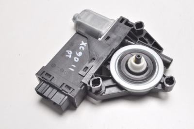 Volvo xc90 ii моторчик стекло правый задняя 31453360 фото №1