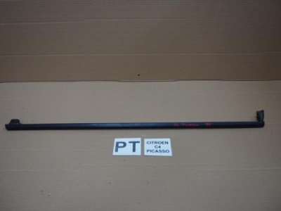 Молдинг ущільнювач правий задня c4 grand picasso фото №1