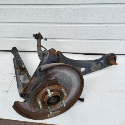 Mitsubuishi outlander iii подвеска ступица правая задняя правый задний  рычаг фото №1