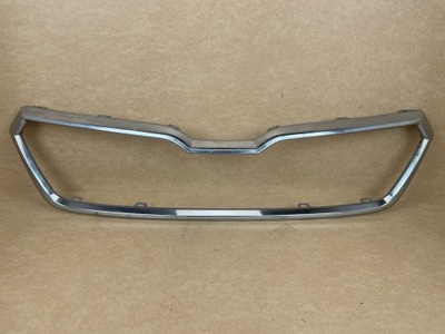 Рамка молдинг хром решітка решітка бампера перед skoda kamiq 658 2019- фото №1