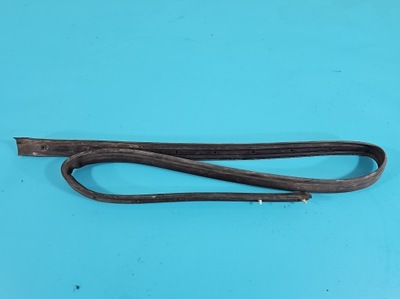 Прокладка поріг права vw tiguan фото №1