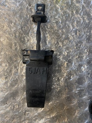 Обмежувач двері правий задня skoda rapid 12- фото №1