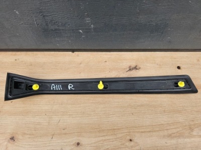 Прокладка дверь стойка правый  opel astra h 013123711rh фото №1