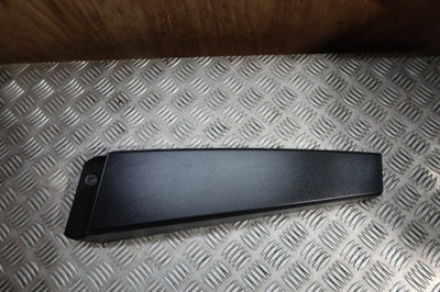 Захист стійка права sandero iii 768183421r фото №1