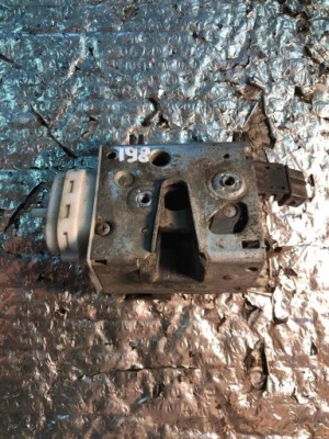 Audi 100 a6 c4 замок дверь правый перед 4a1837016b фото №1