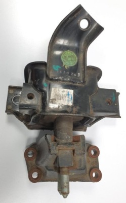 Подушка кронштейн двигателя hyundai i10 ii 1.0 21832-b4010 фото №1