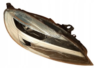 Volvo v40 лампа full led правая перед передняя 31677019 фото №1