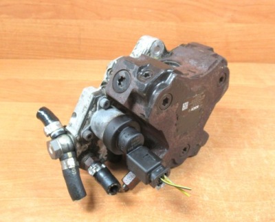 Насос упорскування mercedes w169 2,0 cdi a6400700701 фото №1