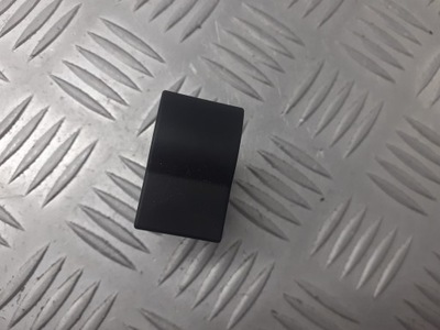 Заглушка mazda 3 bk 1.6 citd bp4k55225 фото №1