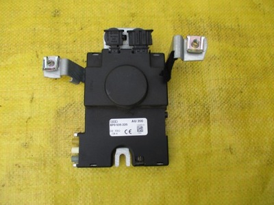 Audi a3 8p підсилювач антени 8p0035225 фото №1