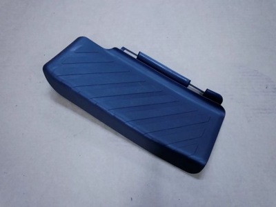 Audi a3 8v подножка водителя 5q1864777b фото №1