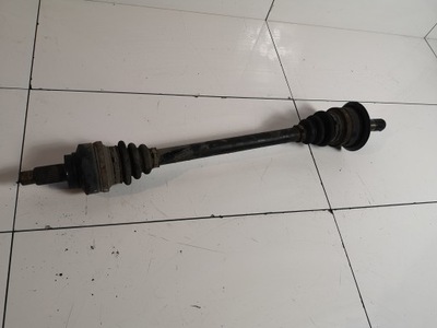 Приводной вал левый задний  bmw f20 f21 f30 7622853 фото №1