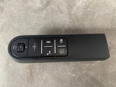 Kia proceed iii перемикач панель тримати 93700-j7hs0 фото №1