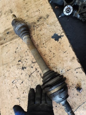 Citroen c4 2 b7 10- 1.6 vti приводной вал левая перед передняя короткий фото №1