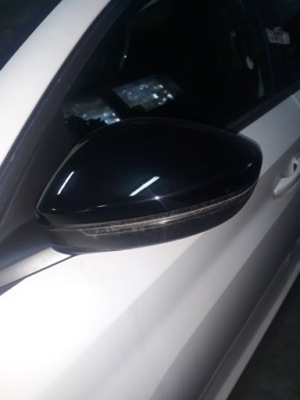 Peugeot e-208 208 дзеркало ліва фото №1