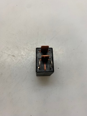 Реле mitsubishi оригінальний номер mb953382 фото №1