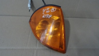 Suzuki swift ii 2 поворотник правий перед фото №1