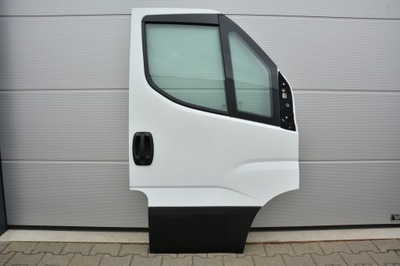 IVECO DAILY 2014 2016 2019 DURYS PRIEKINIAI DEŠINIOJI 