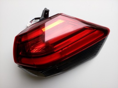 Nissan x-trail t32 лампа задня led lift 2019r права фото №1