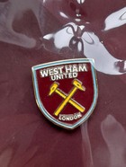 Odznaka West Ham United Londyn herb (oficjalny)