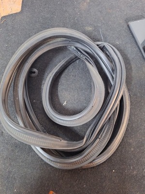 Opel insignia b kombi прокладка крышки фото №1