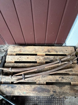 Ресори задня задні nissan navara d40 2.5 dci 08r. фото №1