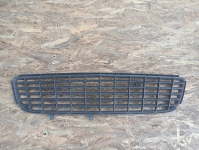 Решётка бампера перед 93190992 opel astra h фото №1