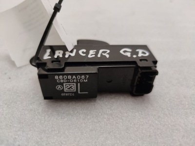 Mitsubishi lancer x 2009 кнопки вікон фото №1