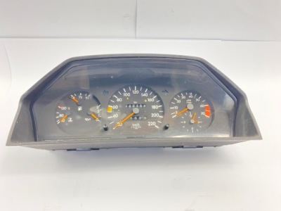 Счетчик приборная панель mercedes w124 1245420016 фото №1