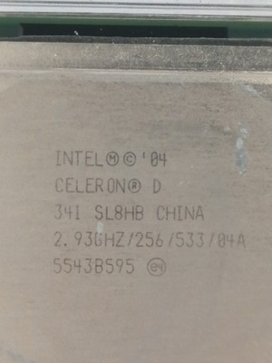 Procesor Intel Celeron D 341 2,93 GHz + pudełko od BOXa