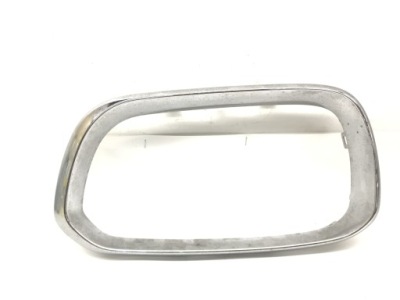 Bmw 1 f20 f21 lift рамка корпус решітки радіатора ліва фото №1