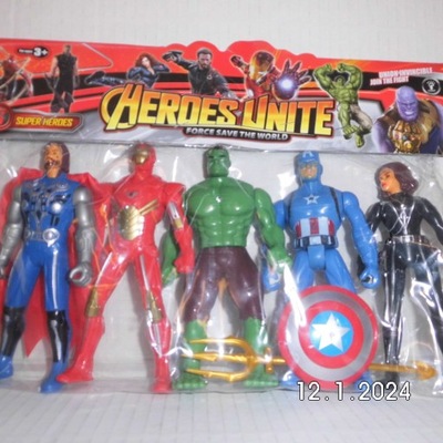 Zestaw 5 figurek marvel:Thor/Iron man/Hulk/Kapitan Ameryka/Czarna Wdowa