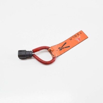 Tesla model x 2020 предохранитель / реле аккумулятор фото №1