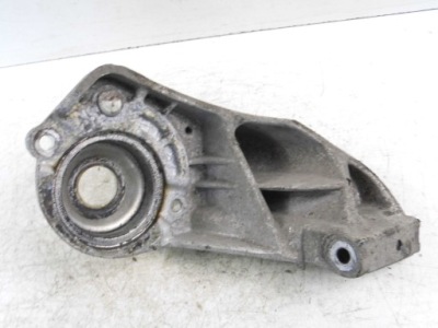 Alfa romeo 156 кронштейн рычага перед левая 60625000 фото №1