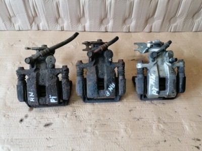 Honda accord viii супорт правий задня скоба 08-15r фото №1