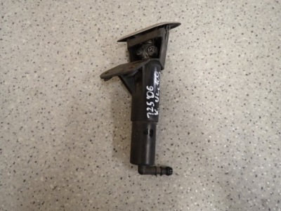 Toyota avensis t25 06- омивач лампи лівий 1c0 фото №1