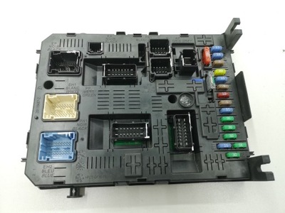 Citroen c5 2009 рамка / модуль запобіжників фото №1