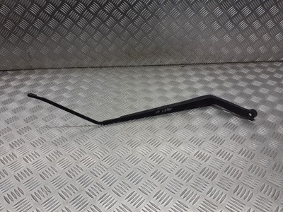 Важіль двірники перед правий avensis verso фото №1