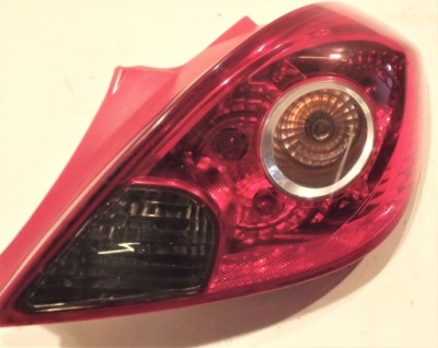 Лампа правая 3-дверь 13186351 opel corsa d eur фото №1