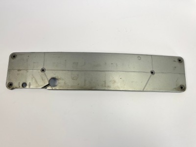 Подкладка pod номерной знак регистрационная рамка mercedes 124 w124 1248851023 фото №1