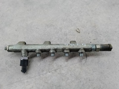 Молдинг упорскування дизель renault master ii 8200023961 0445214025 bosch 2.2 фото №1