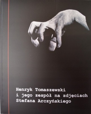 Henryk Tomaszewski i jego zespół na zdjęciach